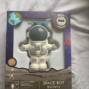 MOJIPOWER Space Boy Portable Power Bank Astronaut Charger